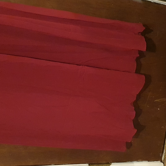 Ever-pretty red off the shoulder bridesmaid dress - Picture 7 of 8
